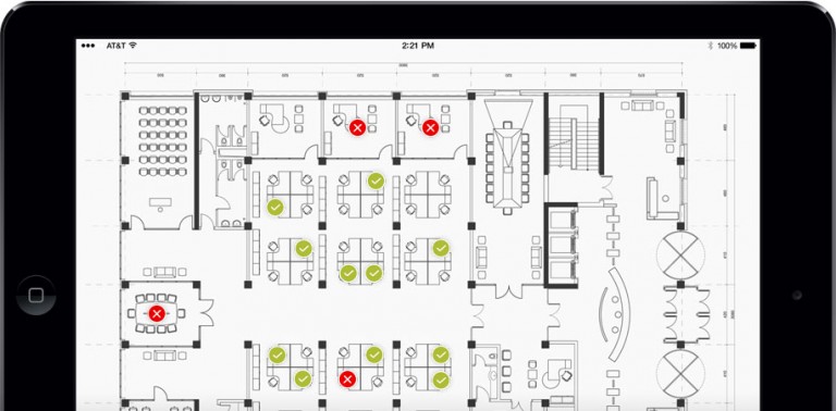 Office hoteling software and deskphone management